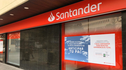 El Santander reconoce un “acceso no autorizado” a su base de datos, afectando a clientes de España