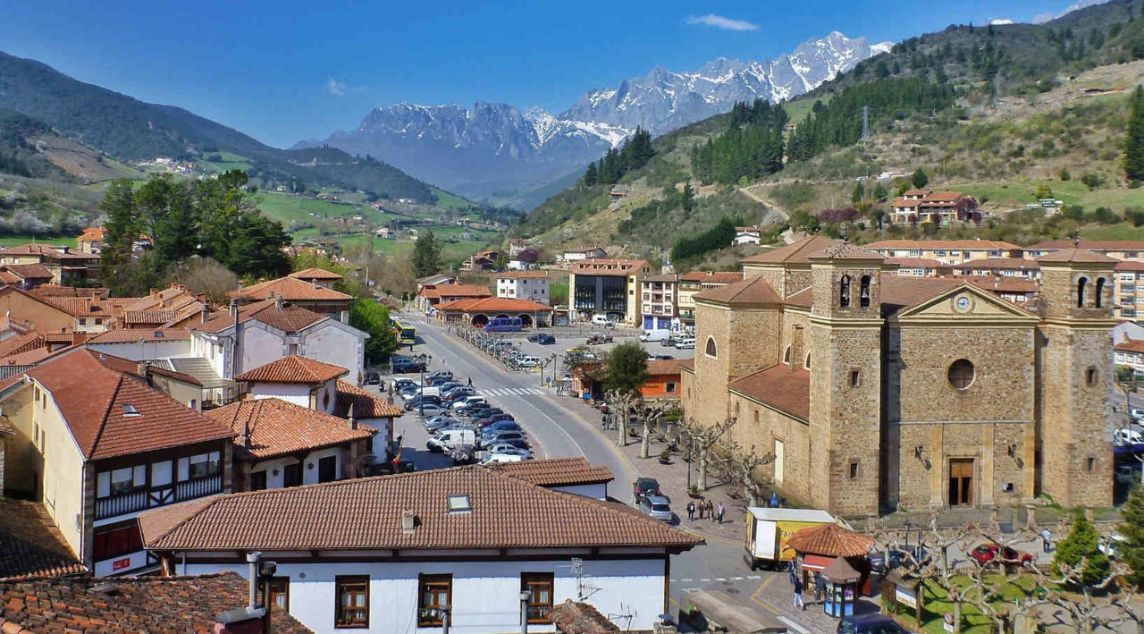 Potes, capital de la comarca de Liébana