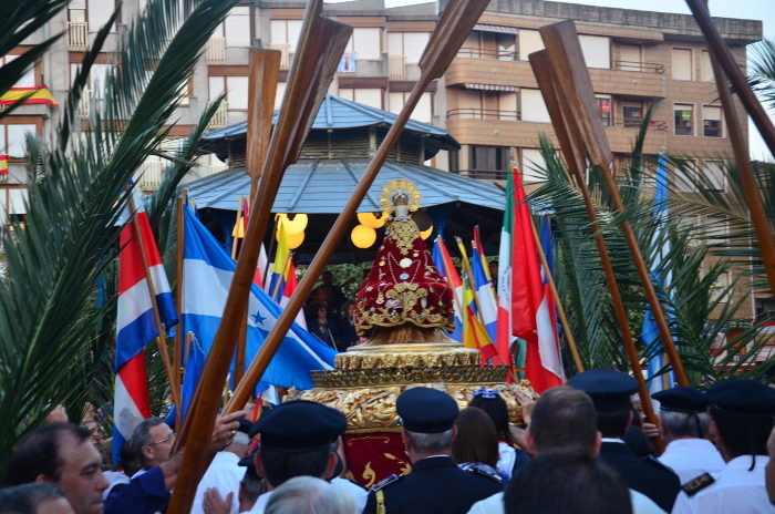 Uno de los momentos de la celebración de la Virgen del Mar