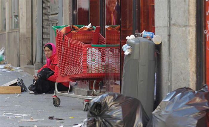 La población en riesgo de pobreza se reduce, pero sigue siendo superior al 20%