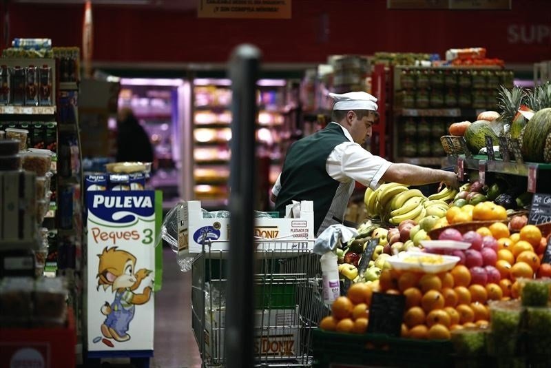 Trabajador de un supermercado