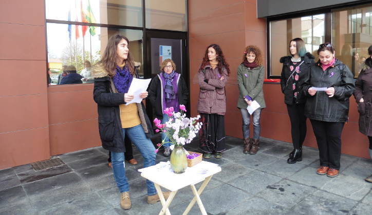 Un momento del acto celebrado en Miengo por el Día Internacional de la Mujer