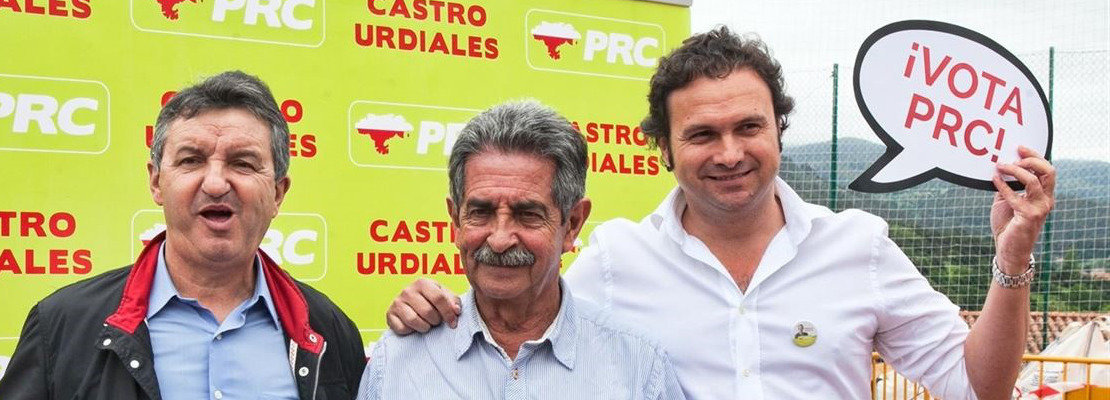 Jesús Gutiérrez (der.), junto a Miguel Ángel Revilla en un acto del PRC de Castro Urdiales