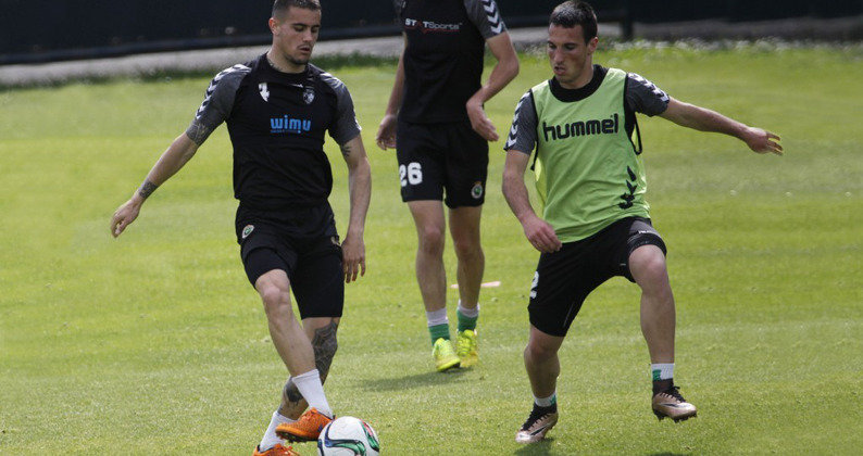 Alain y Borja San Emeterio, durante el entrenamiento del Racing de Santander