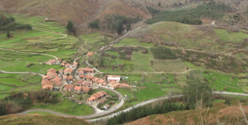 Ecologistas en Acción denuncian la obra para subir a la ermita de San Pedro de Carmona