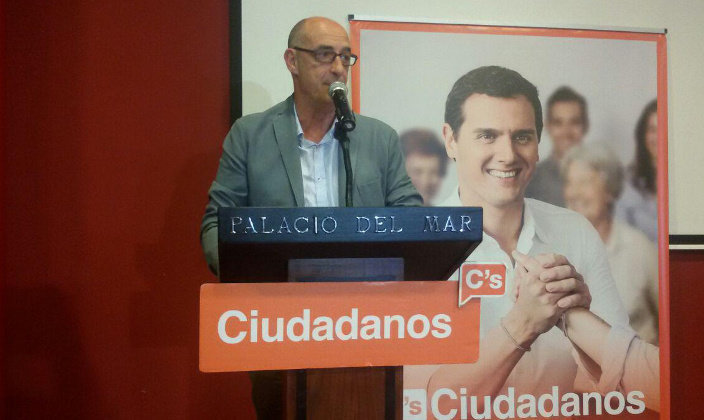 Félix Álvarez, durante su intervención en el discurso tras el resultado del 26J