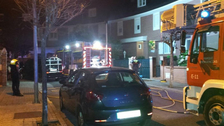 El Centro de Atención a Emergencias 112 recibió una llamada alertando del fuego minutos después de las 23.30 horas.