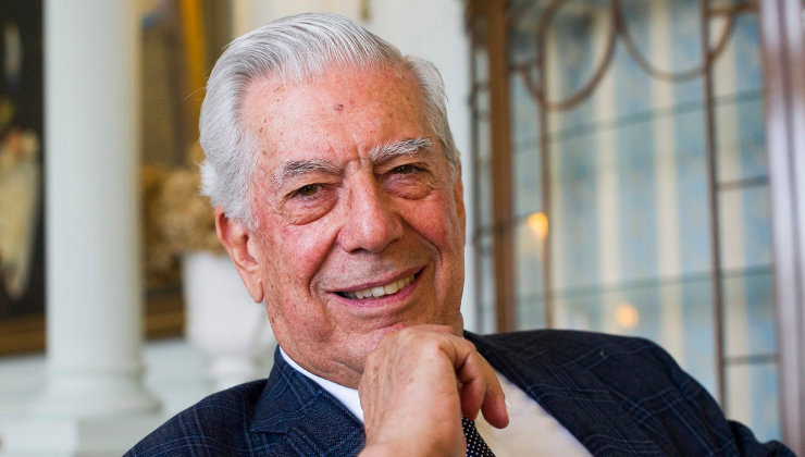 El escritor peruano Mario Vargas Llosa