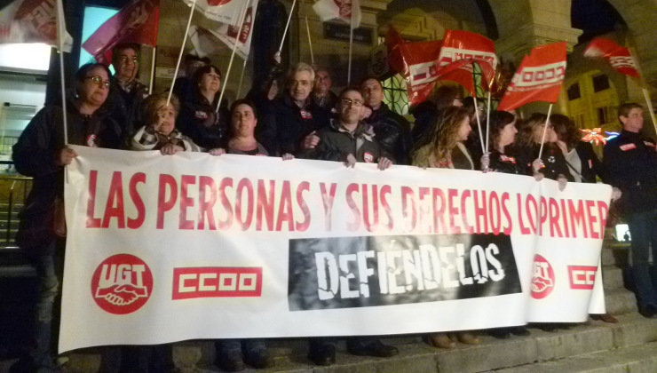 Manifestación de UGT y CCOO reclamando los derechos de los trabajadores