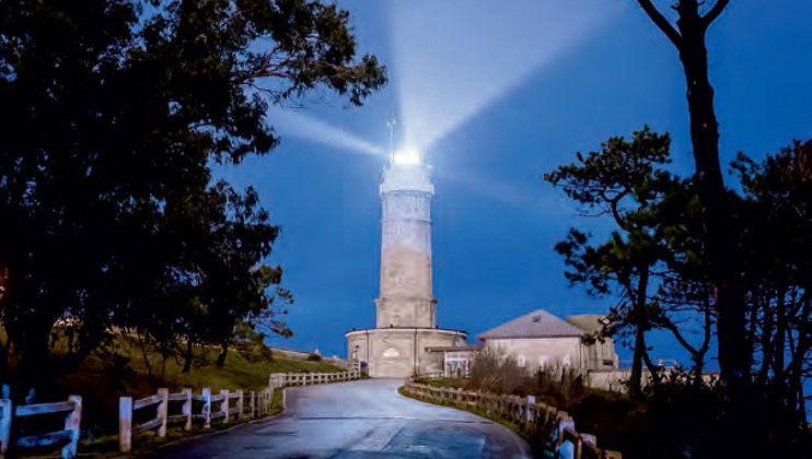 Faro de Cabo Mayor, en Santander. Foto: Sevi López