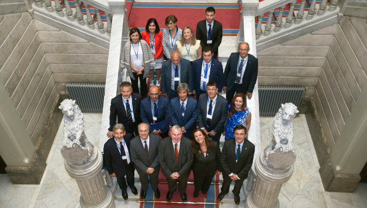 este foro, que reúne a 74 parlamentos y asambleas legislativas de ocho países de la Unión Europea,