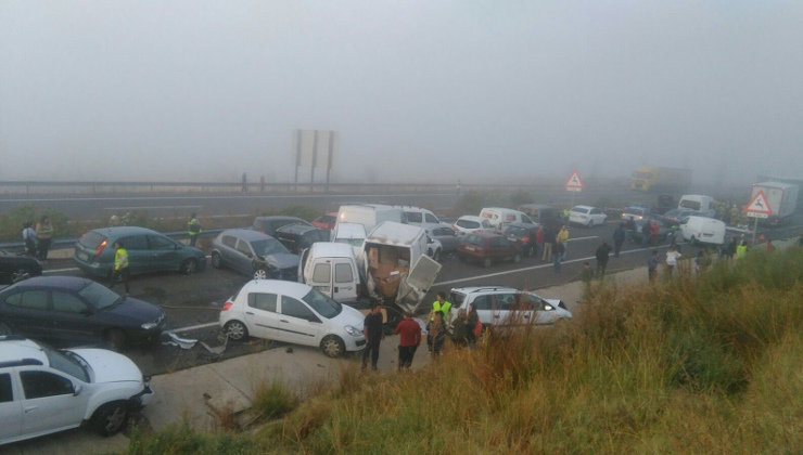 Hasta 45 vehículos se han visto implicados en el accidente