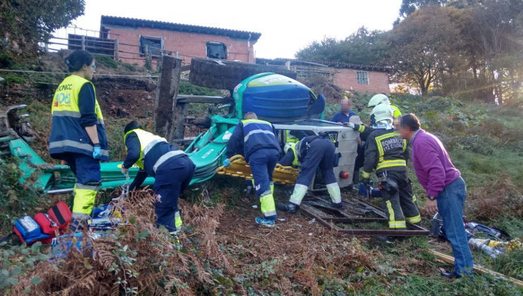 Rescate hombre excavadora Udías