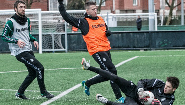 Un instante del entrenamiento del Racing