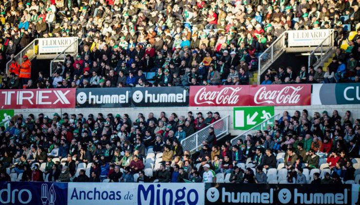 Zona este de Los Campos de Sport en el partido Racing- Sporting B