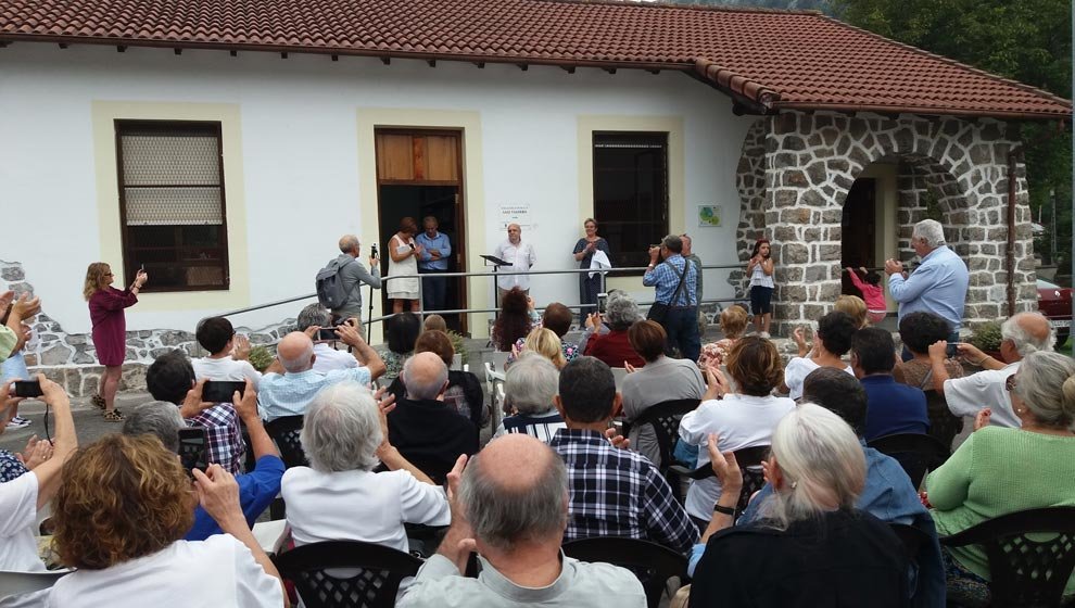 Imagen de archivo de la inauguración de la biblioteca pública Saiz Viadero. Foto: Y. Novoa