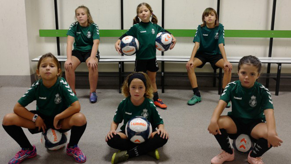 El Racing quiere potenciar el fútbol femenino desde su Academia