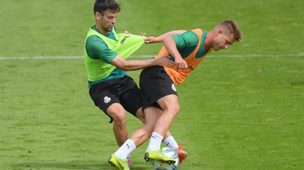 Un instante de un entrenamiento del Racing