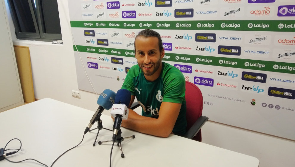 El jugador Mario Ortiz en rueda de prensa