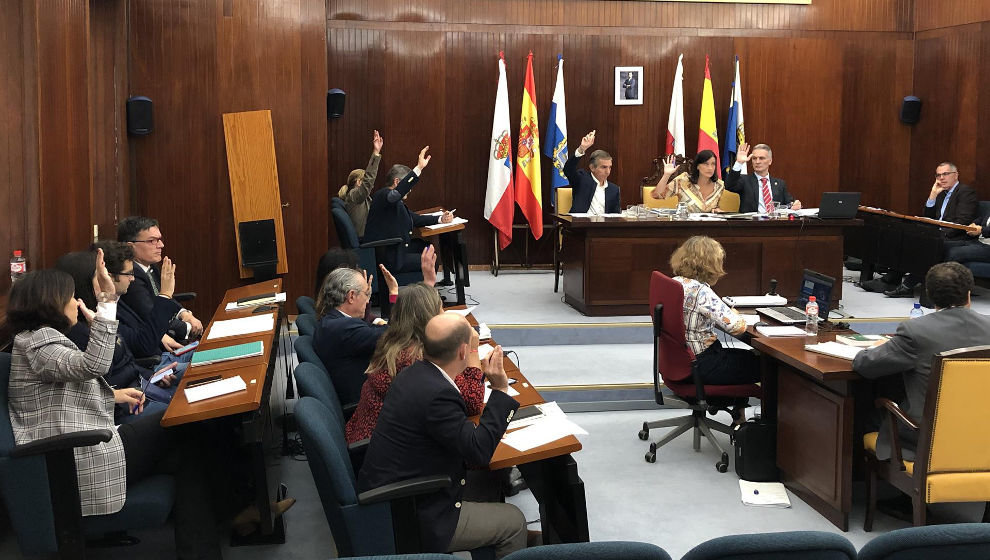 Pleno del Ayuntamiento de Santan