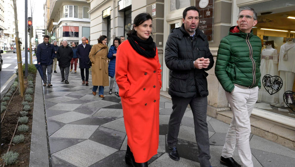 Gema Igual inaugura las obras de la calle Isabel II