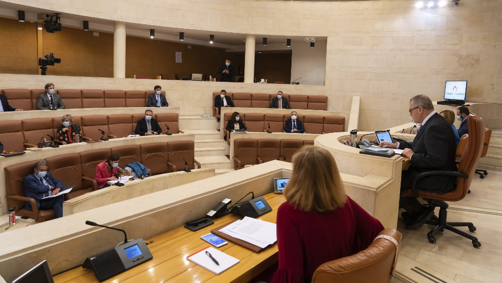 Pleno del Parlamento de Cantabria