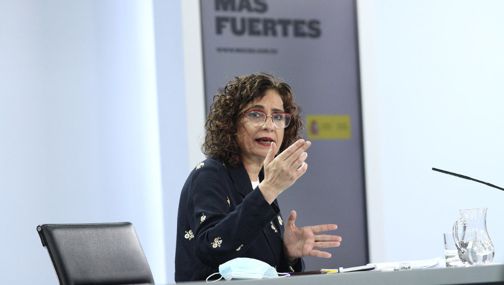 La ministra portavoz y de Hacienda, María Jesús Montero, durante su comparecencia en la rueda de prensa tras la celebración de un Consejo de Ministros extraordinario, en Moncloa,