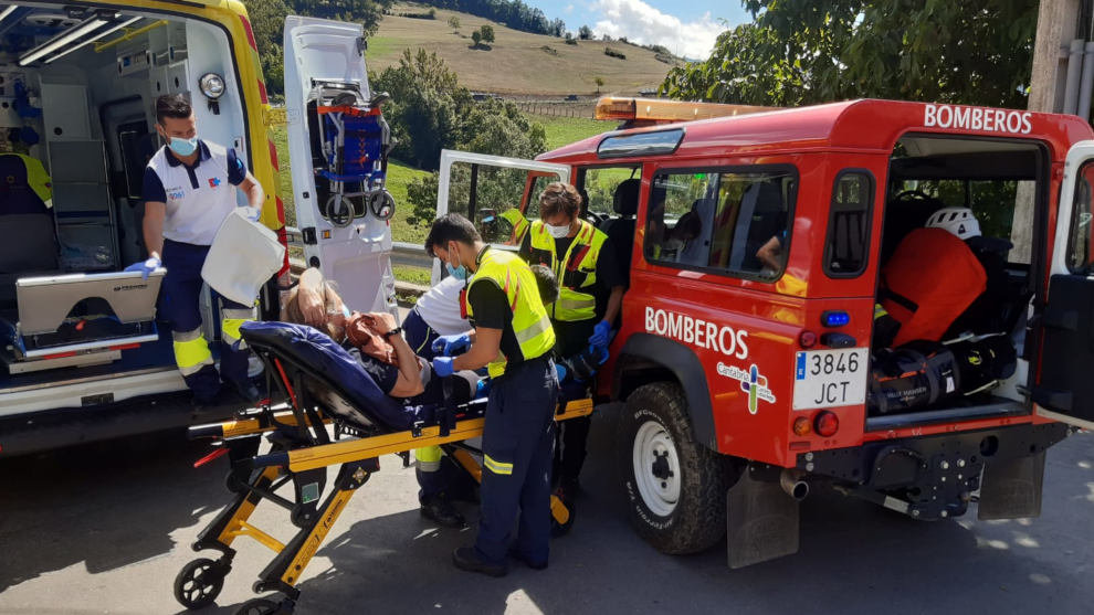 Rescate senderista fractura tobillo Cahecho 