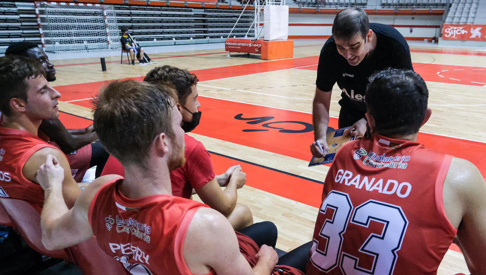 El Grupo Alega Cantabria debuta este miércoles en su campo