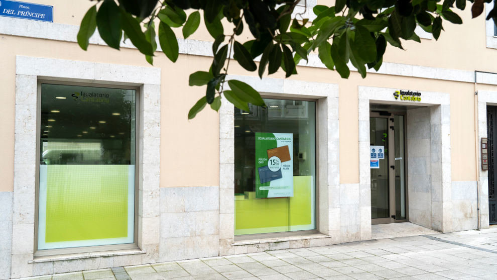 Exteriores de las oficinas del Igualatorio en Santander