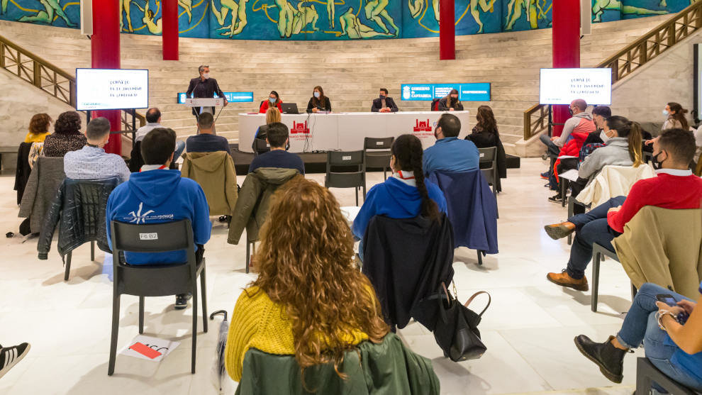 Zuloaga en la asamblea del Consejo de la Juventud