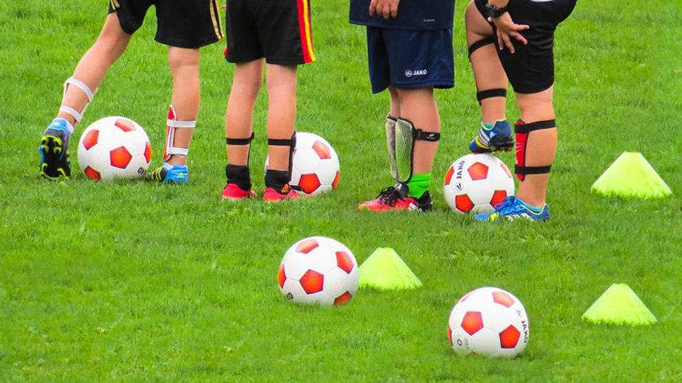 Niños en el fútbol