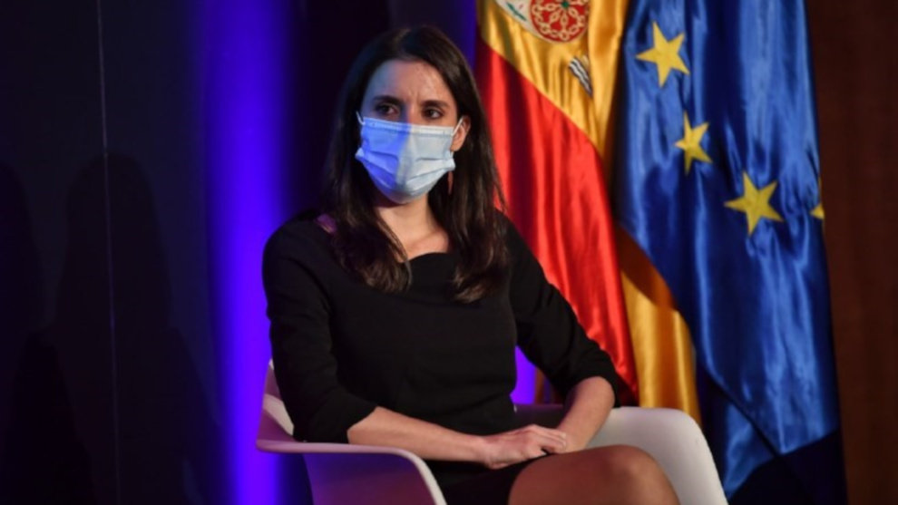 La Ministra de Igualdad, Irene Montero, preside el acto por el 25N