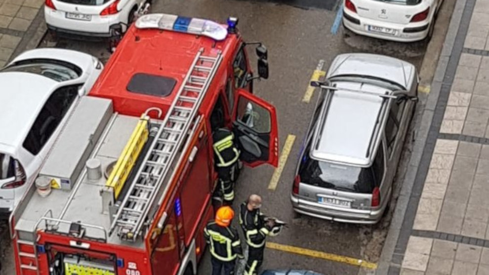 Bomberos de Santander sofocan un incendio en una cocina | Foto: Bomberos de Santander