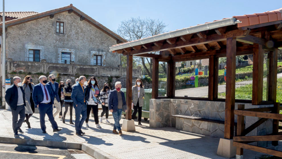 Javier López Marcano durante su visita a Villanueva de Villaescusa