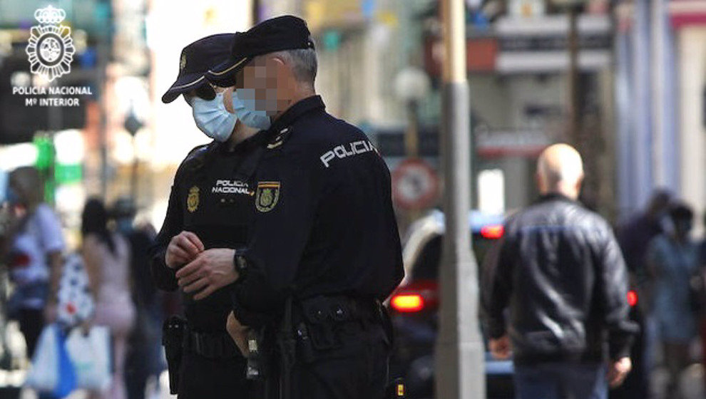 Agentes de la Policía Nacional