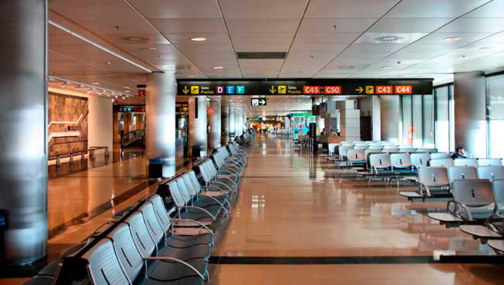 Interior del Aeropuerto de Madrid-Barajas Adolfo Suárez