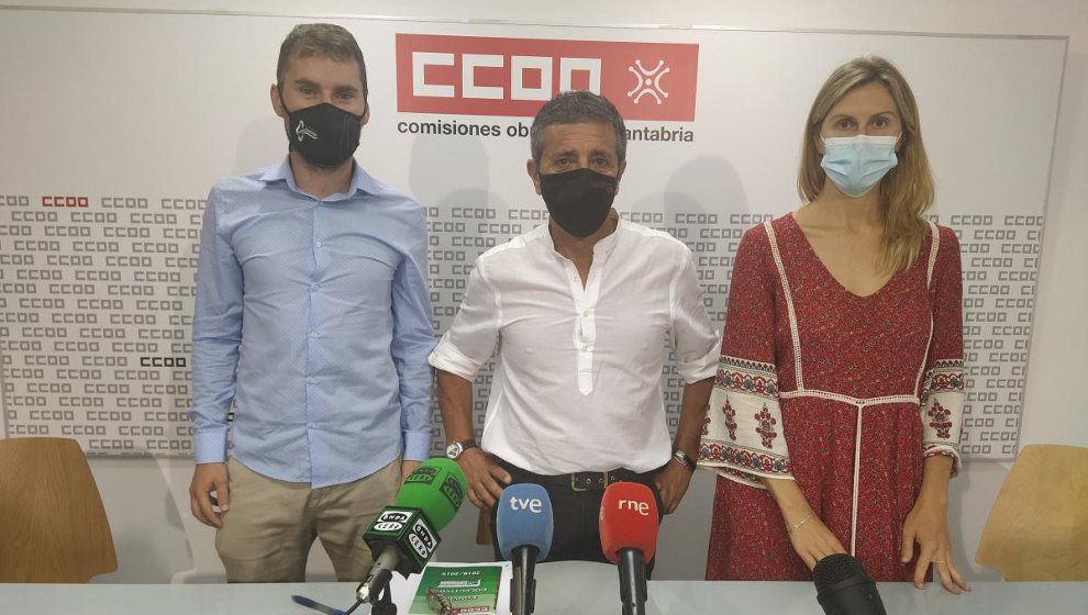 Óscar Elizondo, Carmelo Renedo y Elena Díaz, durante la rueda de prensa de CCOO