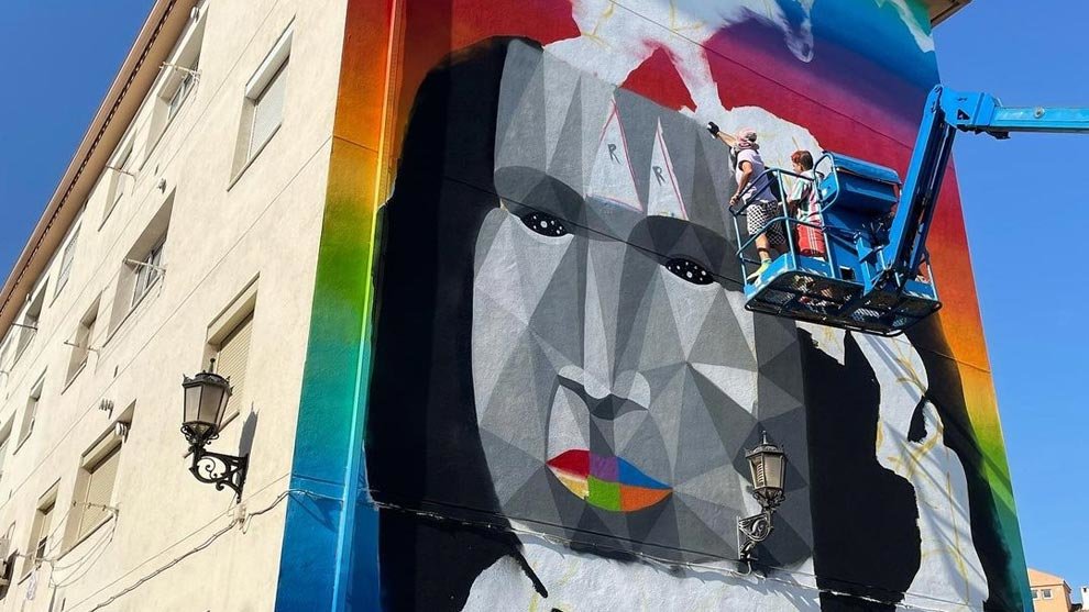 La Gioconda de Okuda en proceso, Málaga | Foto: Instagram Okuda