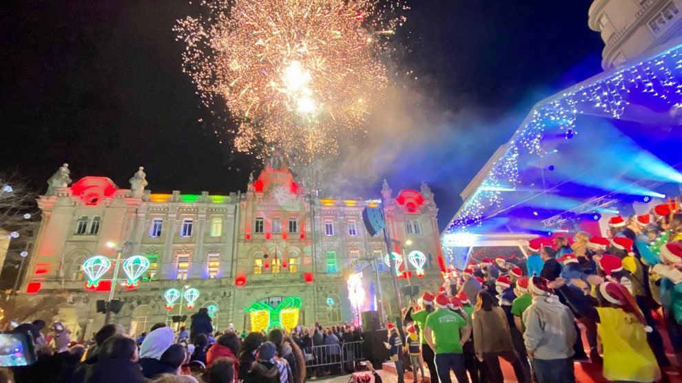 Encendido de luces en Santander