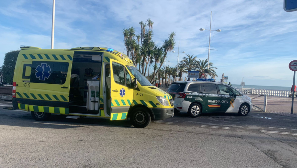 La ambulancia y la Guardia Civil se desplazaron al lugar de los hechos