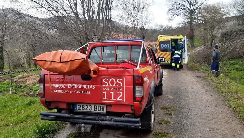 Evacuación de un jinete en una pista de Hijas de Puente Viesgo