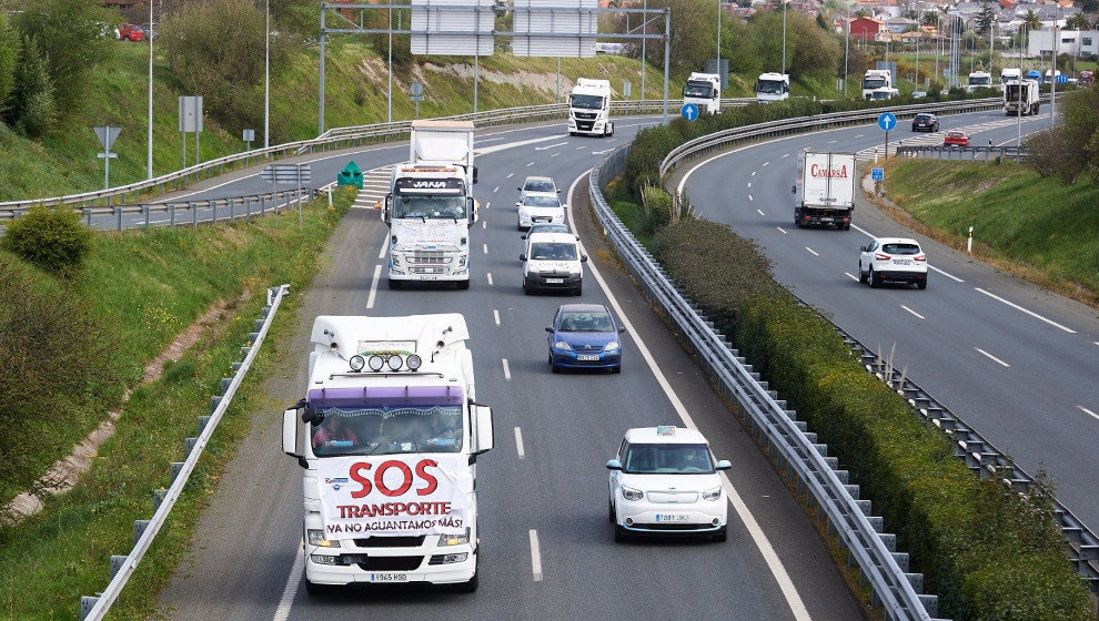 Marcha lenta de camiones en la autovía | Foto: Archivo