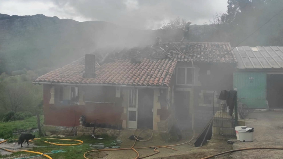 Incendio de una vivienda en San Felices