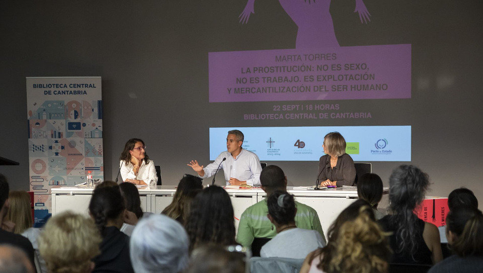 El vicepresidente, Pablo Zuloaga, interviene en la presentación de Diálogos en Igualdad