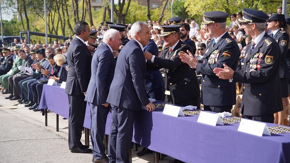 Entrega de la medalla