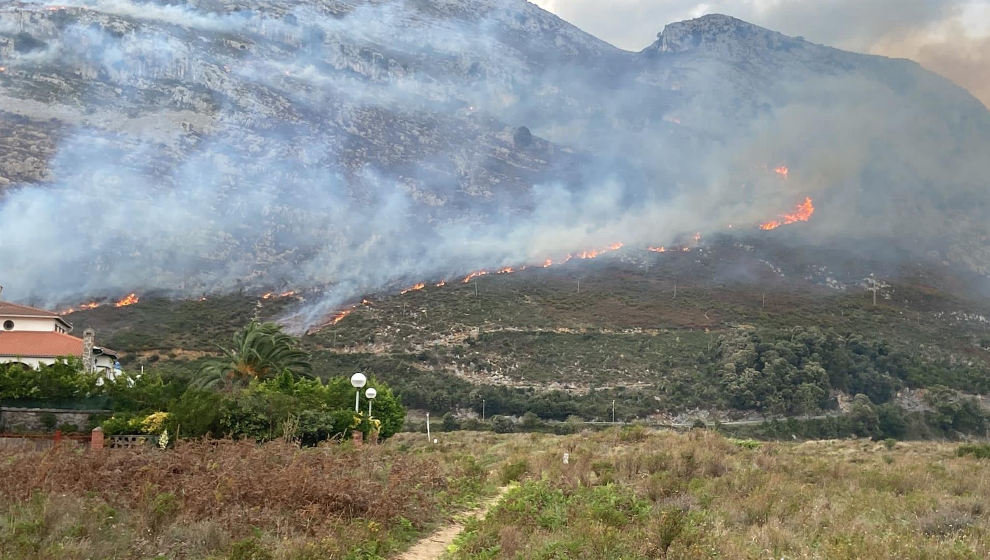 Incendio forestal en Cieza