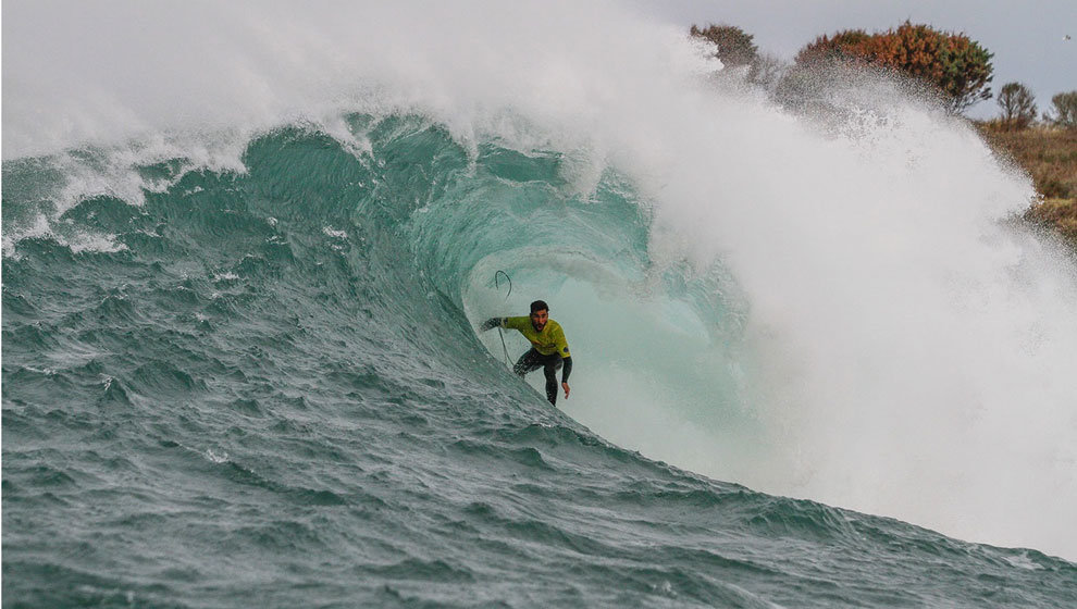 Aritz Aramburu en el Rip Curl Santa Marina Challenge.