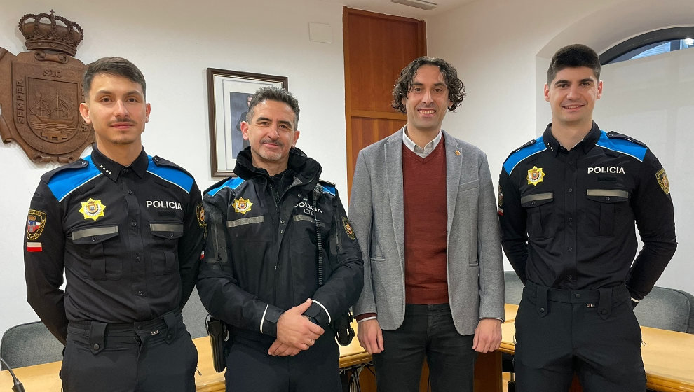 La Policía Local de Astillero incorpora dos nuevos agentes a su plantilla