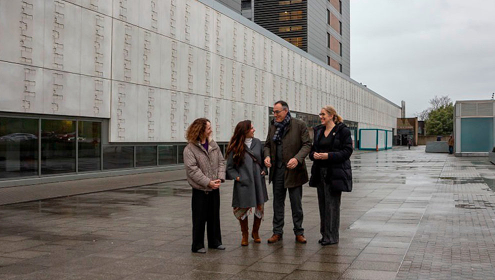 De izquierda a derecha, la directora del BSTC, Cristina Amunarriz, la gerente de la FMV, Virginia García Hurtado, el consejero de Sanidad, Raúl Pesquera y la directora del OSPC, Norak Cruz